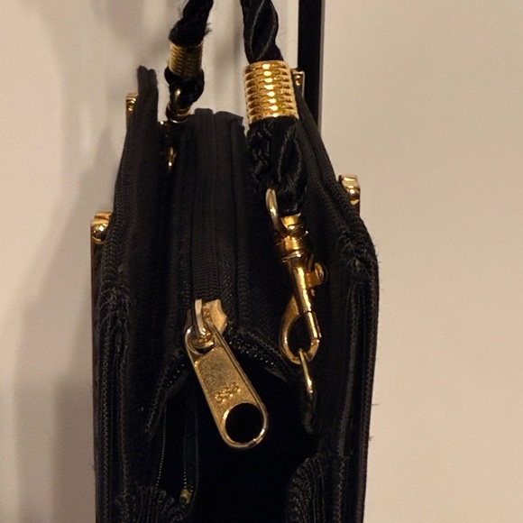 Vintage Black Rectangular Evening Crossbody Bag With Square Gold Handles - Picture 2 of 12